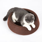 Belasten Sie weiches rundes Bett-Brown-Farbe-PU-Leder-Material kundengebundenes Logo der Katzen-270g fournisseur